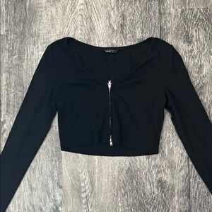 SHEIN Black Zip-Up Long Sleeve Crop Top